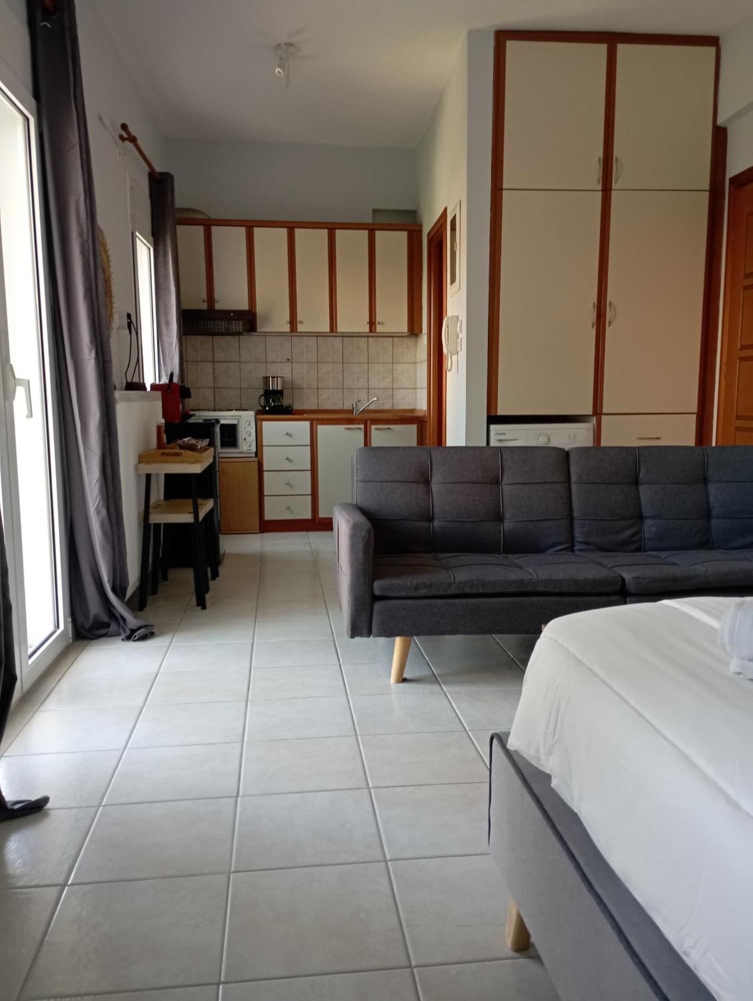 Gk Suites-Constantin View , Auto Check-In 24H Larissa Camera foto